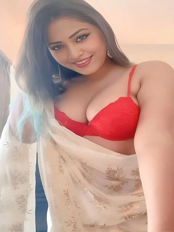 Mature call girls in Noida Extension